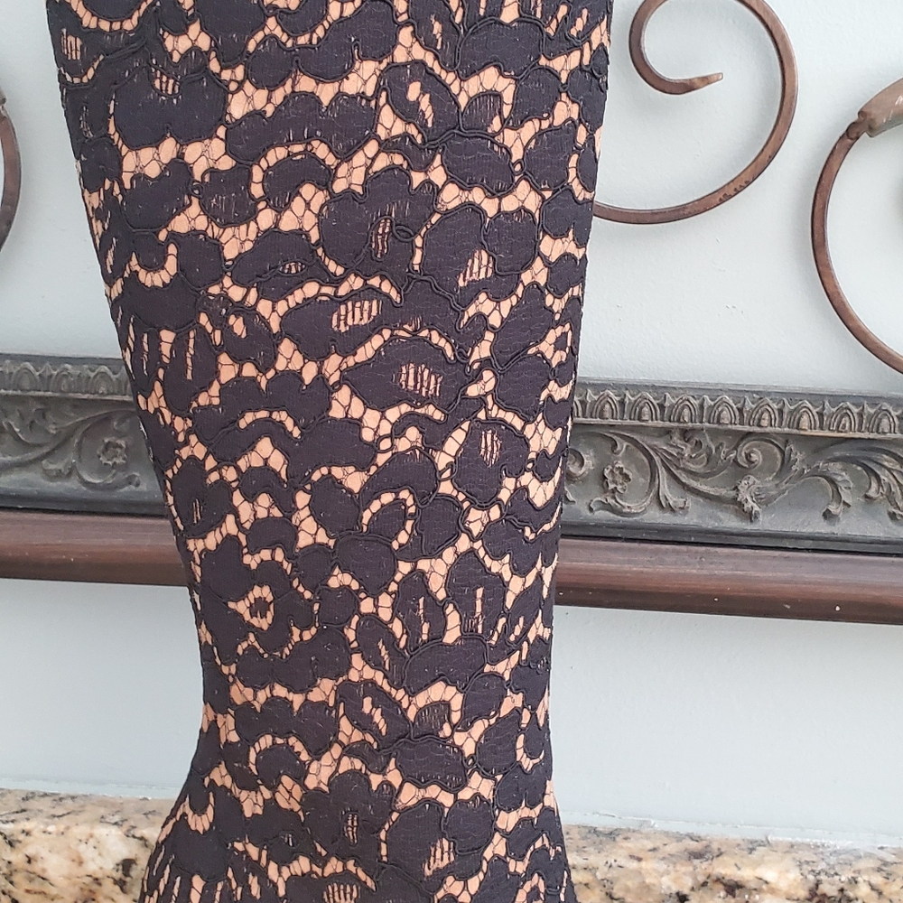NWT, NEVER WORN. VESEY FLORAL LACE & SUEDE BOOTS - Picture 3 of 8